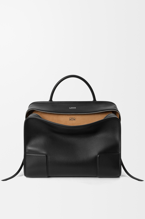 LOEWE XL Amazona 180 bag in soft calfskin Black