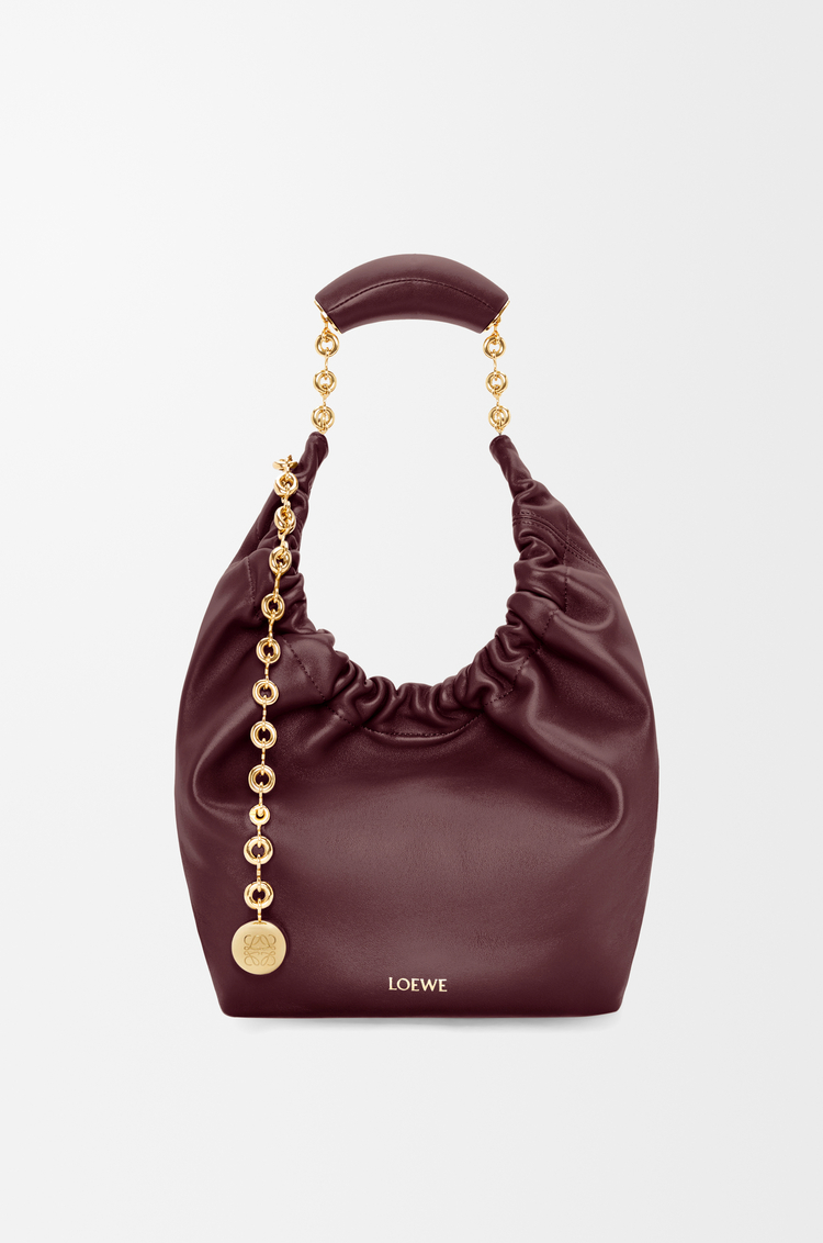 LOEWE Borsa Squeeze piccola in nappa di agnello morbida Bordeaux Scuro