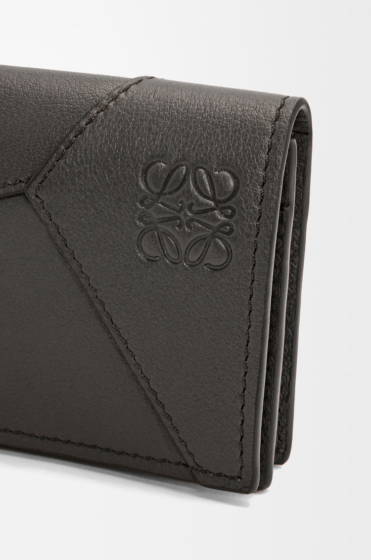 LOEWE Puzzle business cardholder in classic calfskin Dark Grey