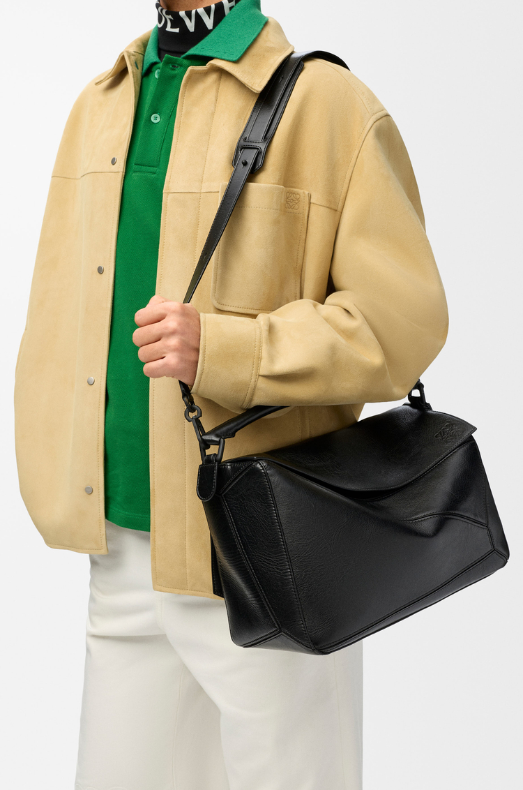 LOEWE 大型紙質小牛皮 Puzzle 包款 黑色