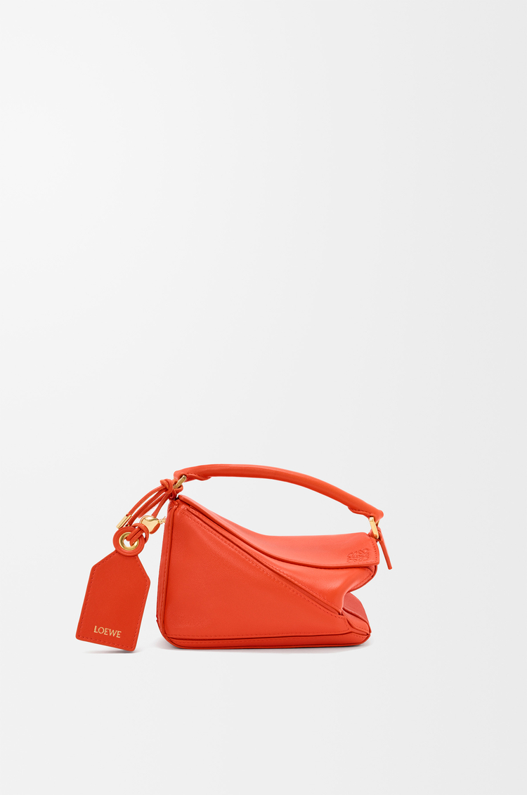 LOEWE Bolso Featherlight Puzzle mini en piel napa de cordero Azafrán Oscuro