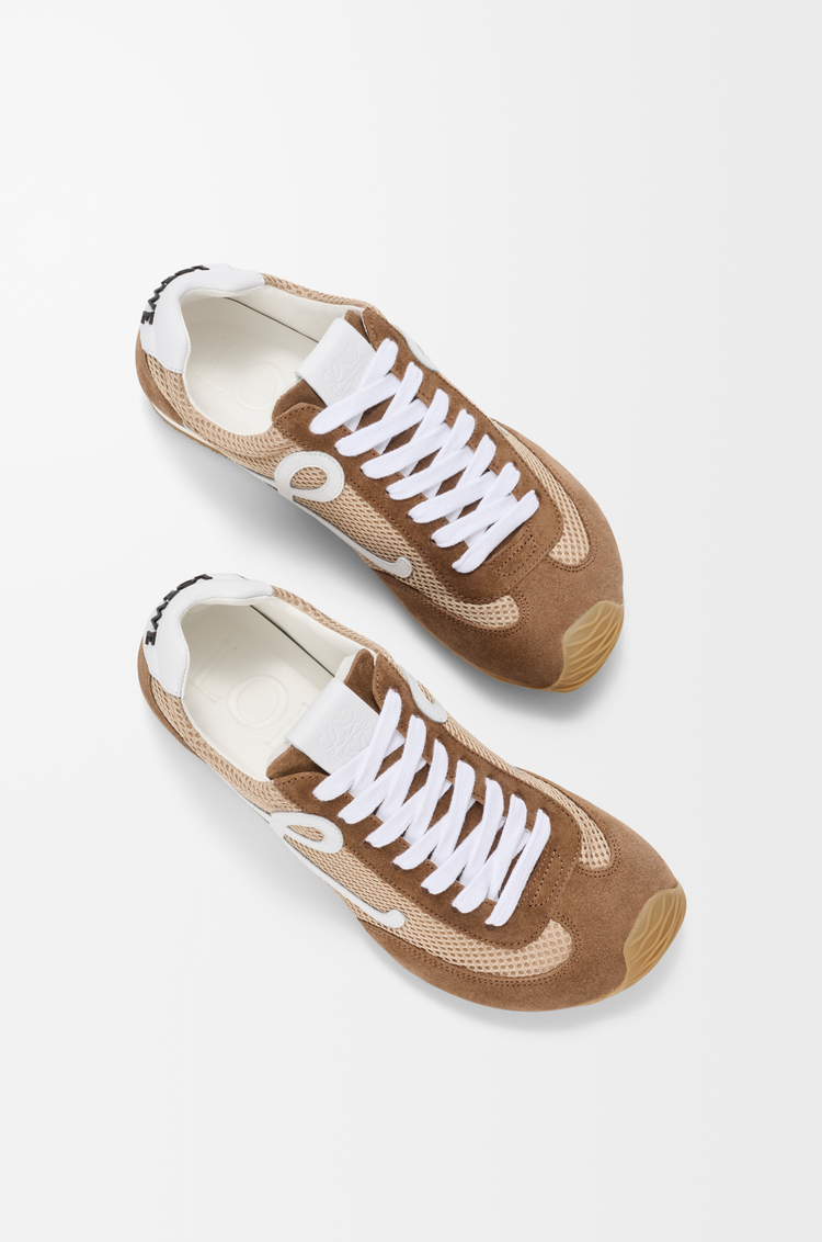 LOEWE Sneakers Ballet Runner 2.0 en cuir velours et maille technique Nude/Blanc/Marron