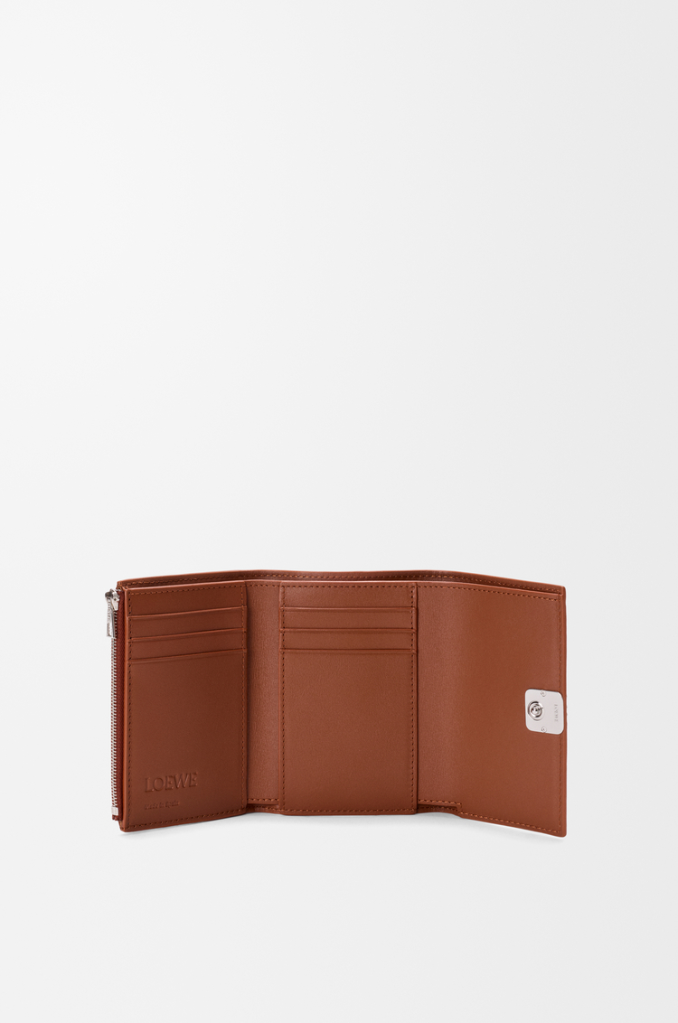 LOEWE Anagram small vertical wallet in calfskin Multicolor Squirrel