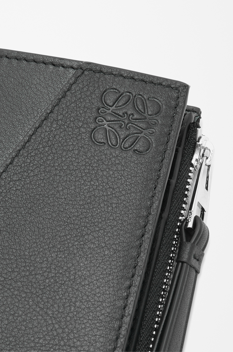 LOEWE Portefeuille compact fin Puzzle en cuir de veau classique Noir
