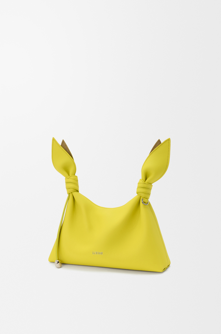 LOEWE Bolso Scarf mini en piel de ternera lisa Limón