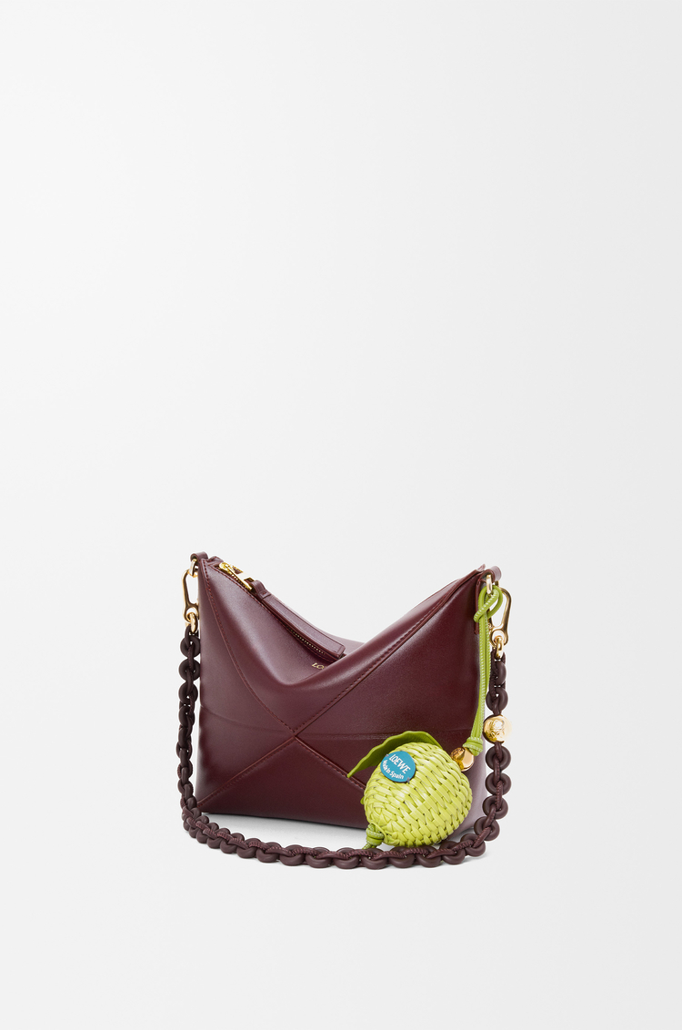 LOEWE 小牛皮蘋果掛飾 綠色