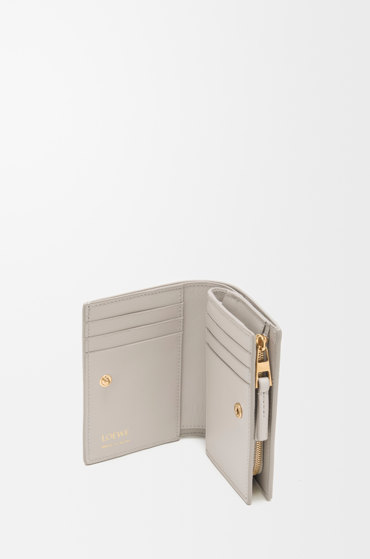 LOEWE Duet compact wallet in smooth and grained calfskin Light Ghost Grey